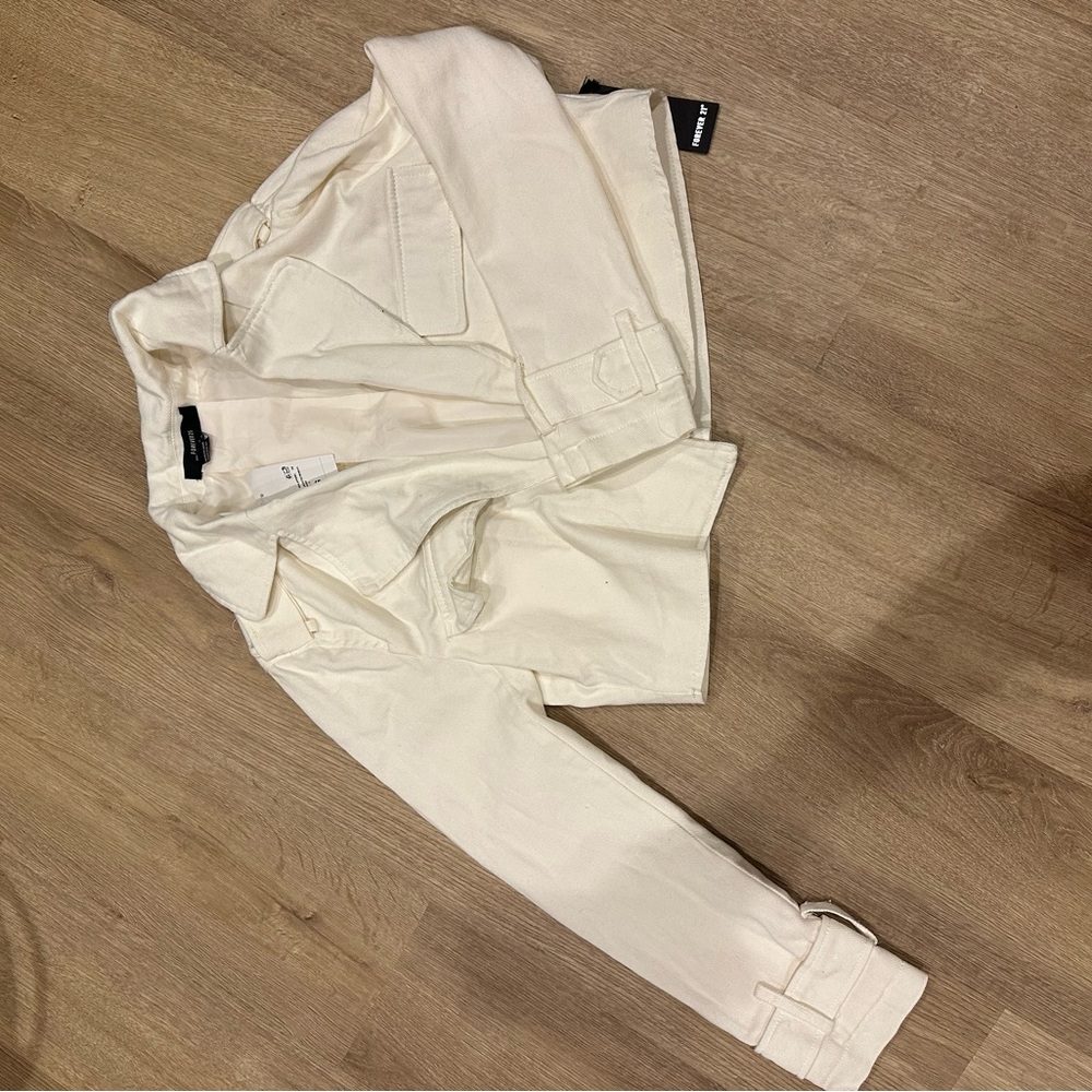 Forever 21 Off-White Jacket cropped